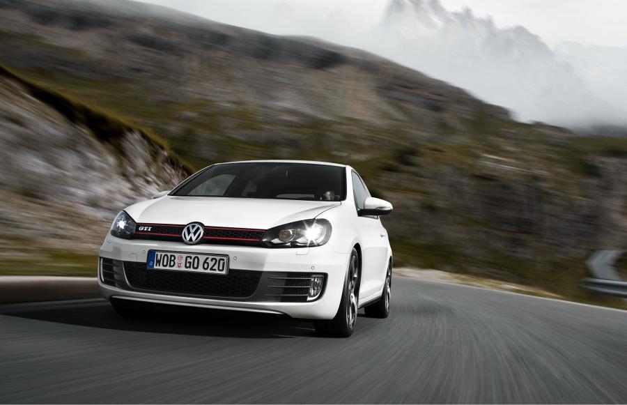  Volkswagen Golf GTi 2008 года  (фото 7 из 83)
